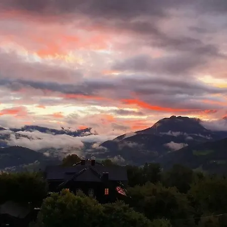 On The Slope 公寓 *